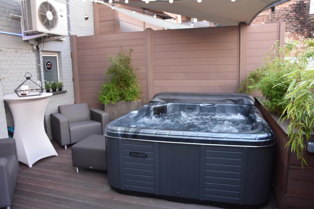 Suite 40 Jacuzzi & Sauna By Malmedreams Малмеди Екстериор снимка
